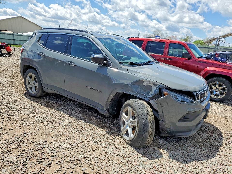 52670556 :رقم المزاد ، 3C4NJDBNXPT546949 vin ، 2023 Jeep Compass مزاد بيع