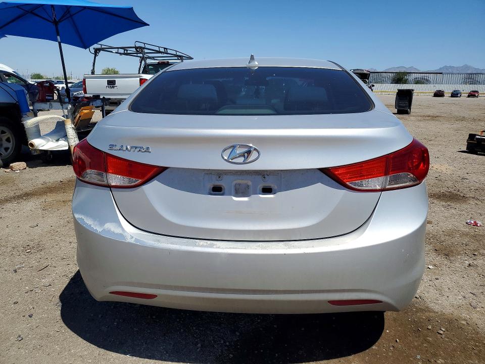 Aukcja sprzedaży 2013 Hyundai Elantra, vin: KMHDH4AE2DU667965, numer aukcji: 52103966