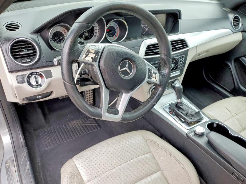 Продаж на аукціоні авто 2013 Mercedes-benz C, vin: WDDGJ4HB3DF998954, номер лоту: 52765286