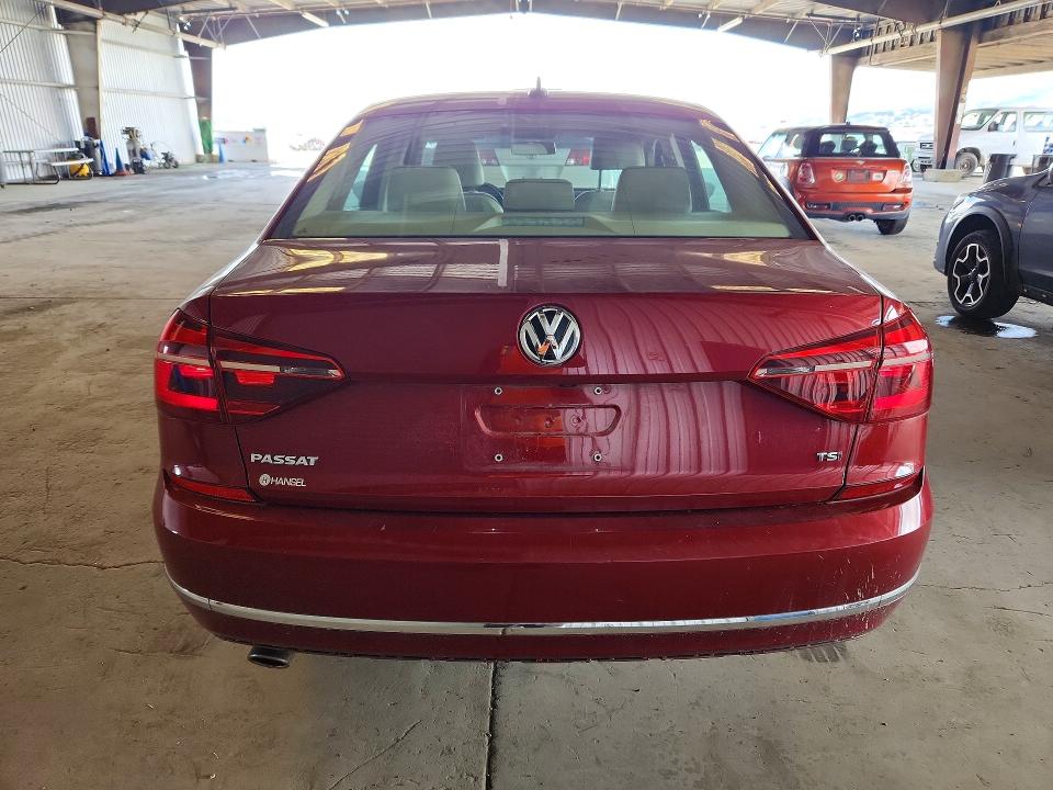 2018 Volkswagen Passat მანქანა იყიდება აუქციონზე, vin: 1VWAA7A32JC007175, აუქციონის ნომერი: 54866196