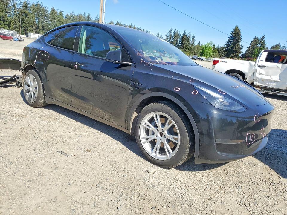 53086906 :رقم المزاد ، 7SAYGAEE7PF815139 vin ، 2023 Tesla Model Y مزاد بيع