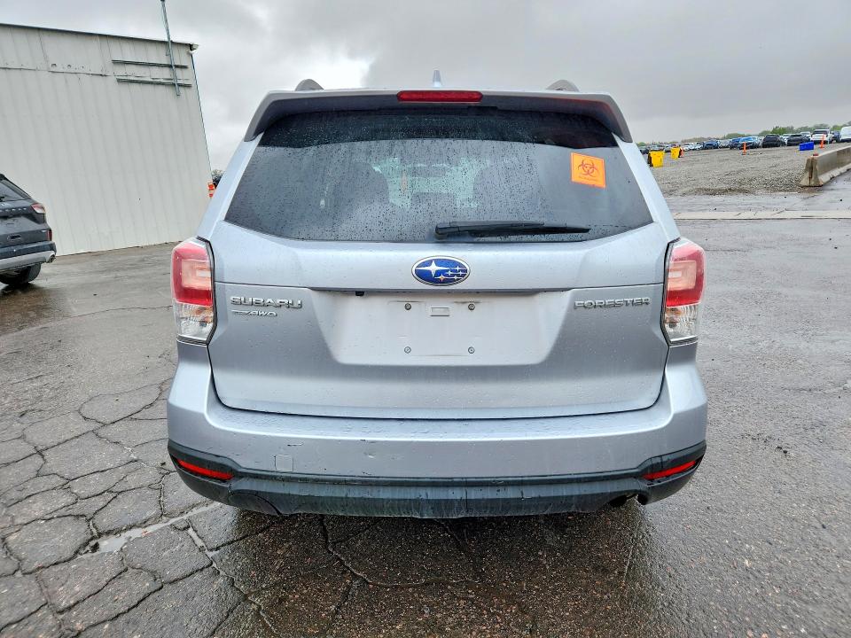 52600916 :رقم المزاد ، JF2SJAGC9JH597827 vin ، 2018 Subaru Forester مزاد بيع