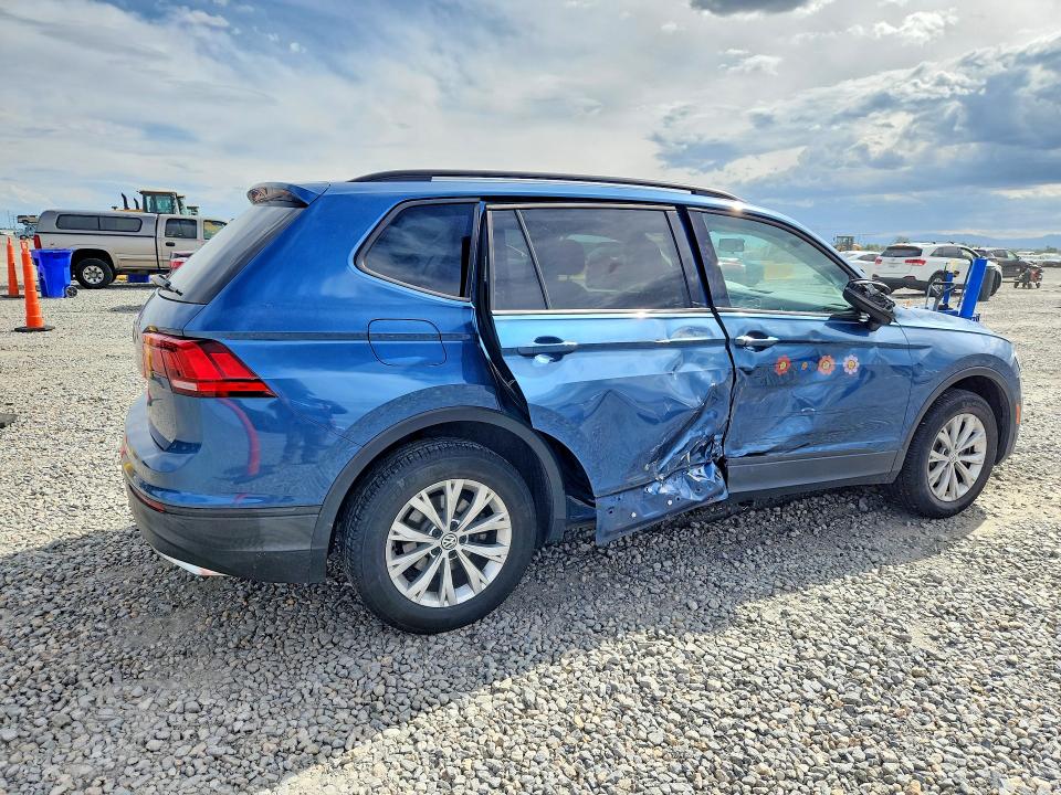 54916126 :رقم المزاد ، 3VV0B7AX0KM043737 vin ، 2019 Volkswagen Tiguan مزاد بيع