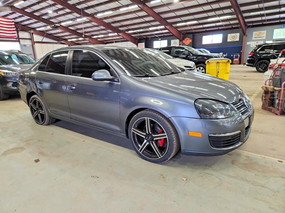 51421426 :رقم المزاد ، 3VWRZ7AJ9AM064949 vin ، 2010 Volkswagen Jetta مزاد بيع