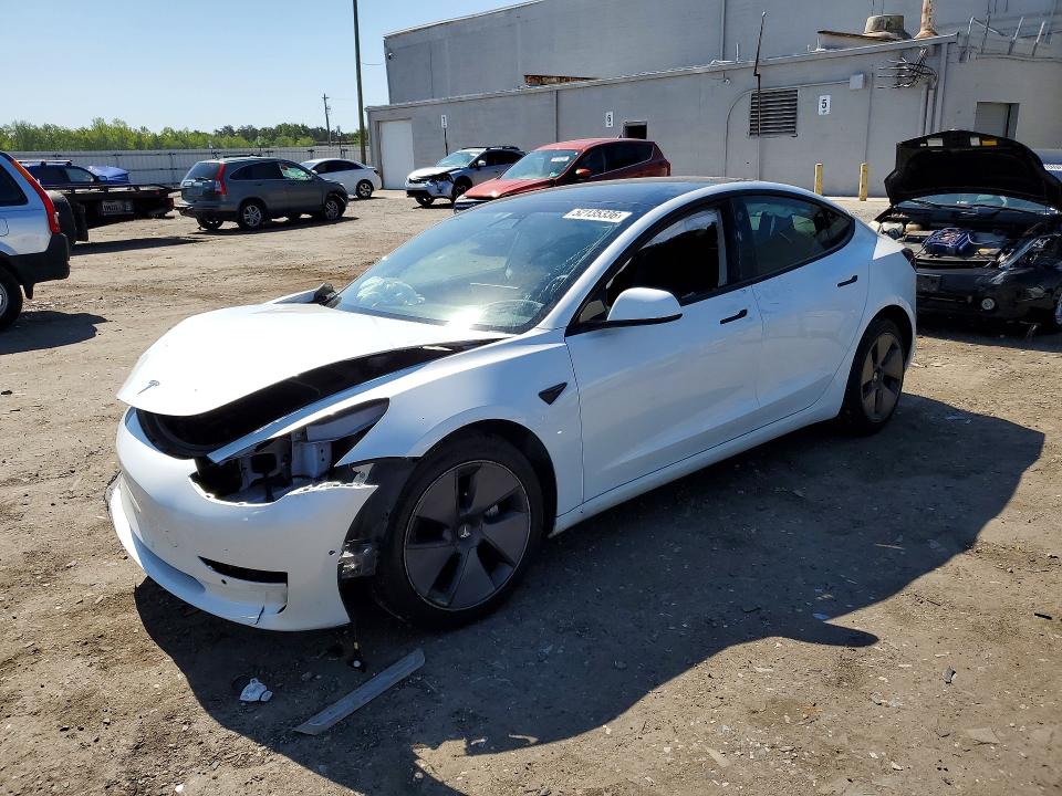 Продажа на аукционе авто 2021 Tesla Model 3, vin: 5YJ3E1EB8MF983466, номер лота: 52135336