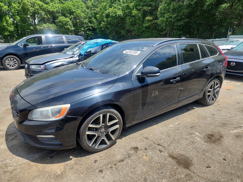 52983396 :رقم المزاد ، YV140MELXJ2389290 vin ، 2018 Volvo V60 مزاد بيع