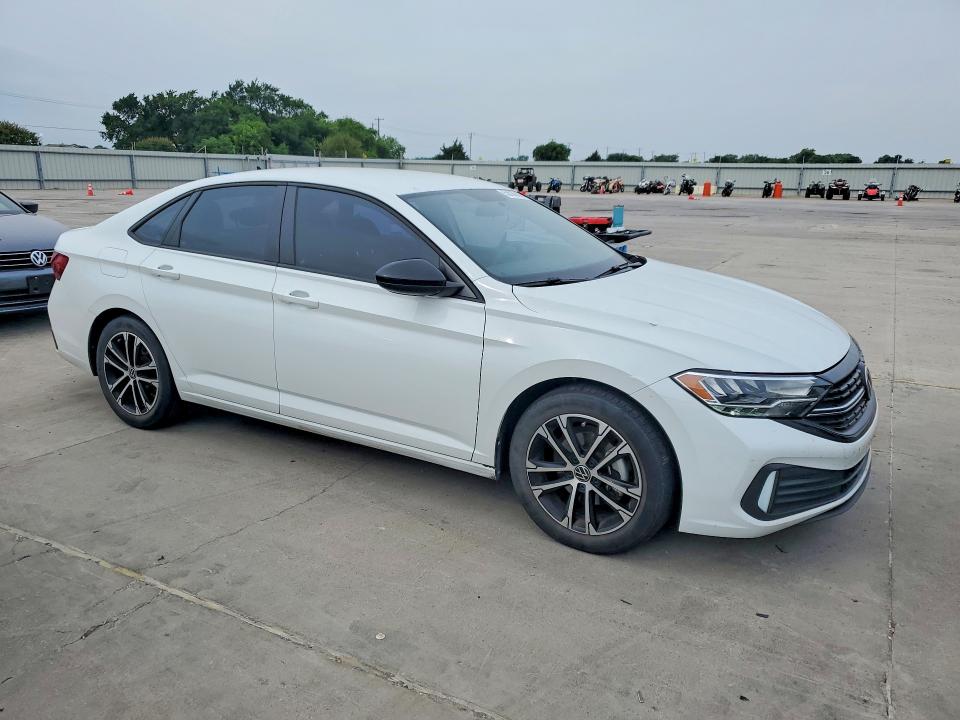 53536146 :رقم المزاد ، 3VWBM7BU0NM026962 vin ، 2022 Volkswagen Jetta مزاد بيع
