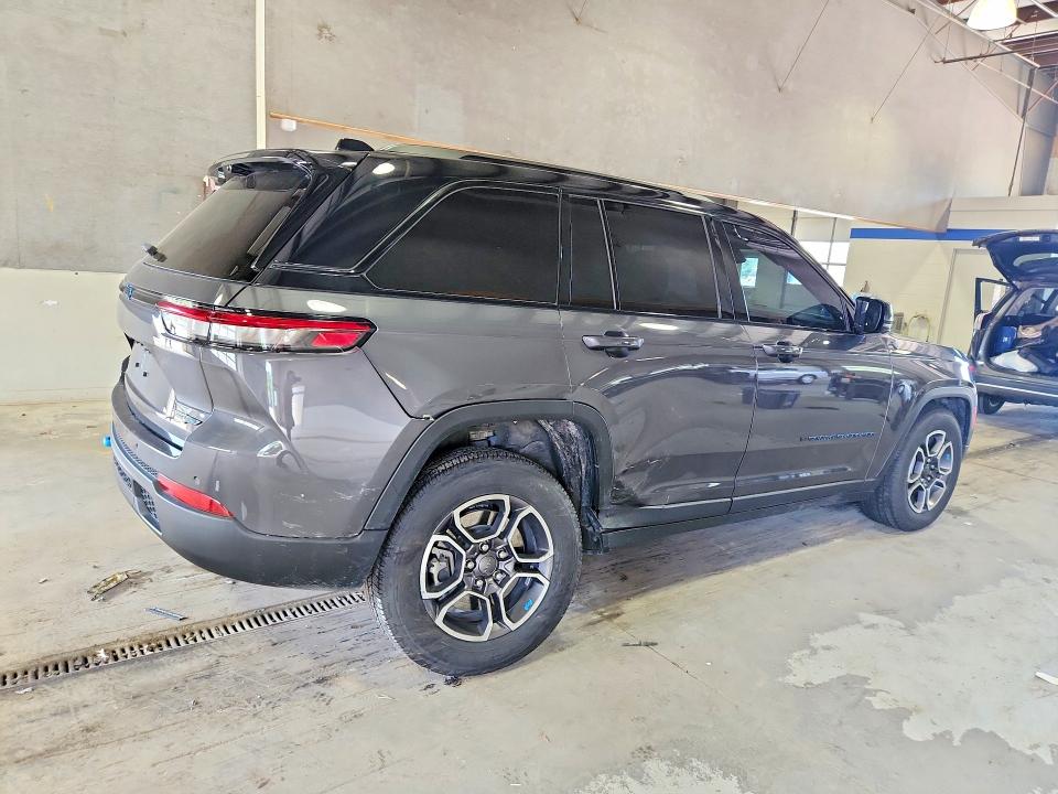 Продаж на аукціоні авто 2022 Jeep Grand Cherokee, vin: 1C4RJYC69N8765025, номер лоту: 52201146