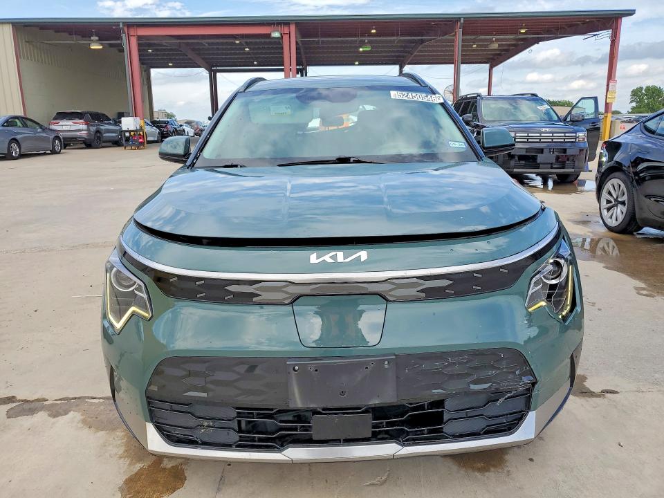 Продажа на аукционе авто 2024 Kia Niro, vin: KNDCR3L19R5122560, номер лота: 52450546