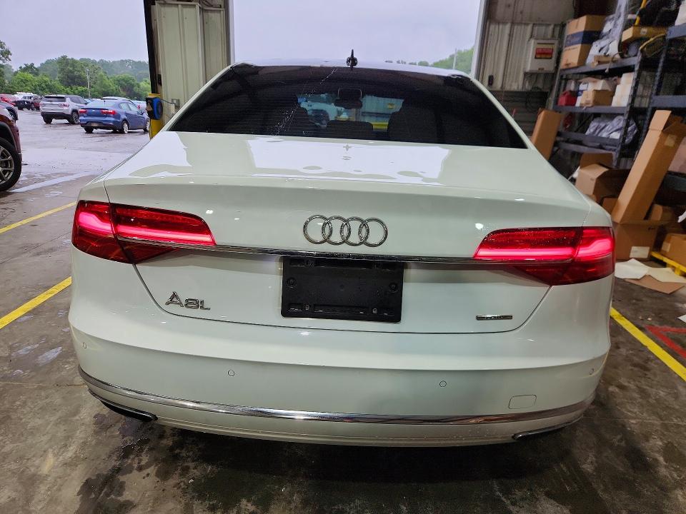 54476646 :رقم المزاد ، WAU34AFD5GN002337 vin ، 2016 Audi A8 مزاد بيع
