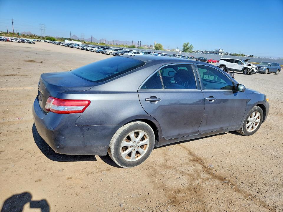 2011 Toyota Camry მანქანა იყიდება აუქციონზე, vin: 4T1BF3EK4BU632946, აუქციონის ნომერი: 55495376