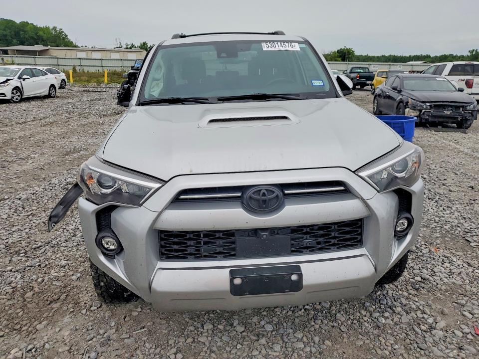 Продажа на аукционе авто 2023 Toyota 4runner, vin: JTERU5JR0P6184851, номер лота: 53014576