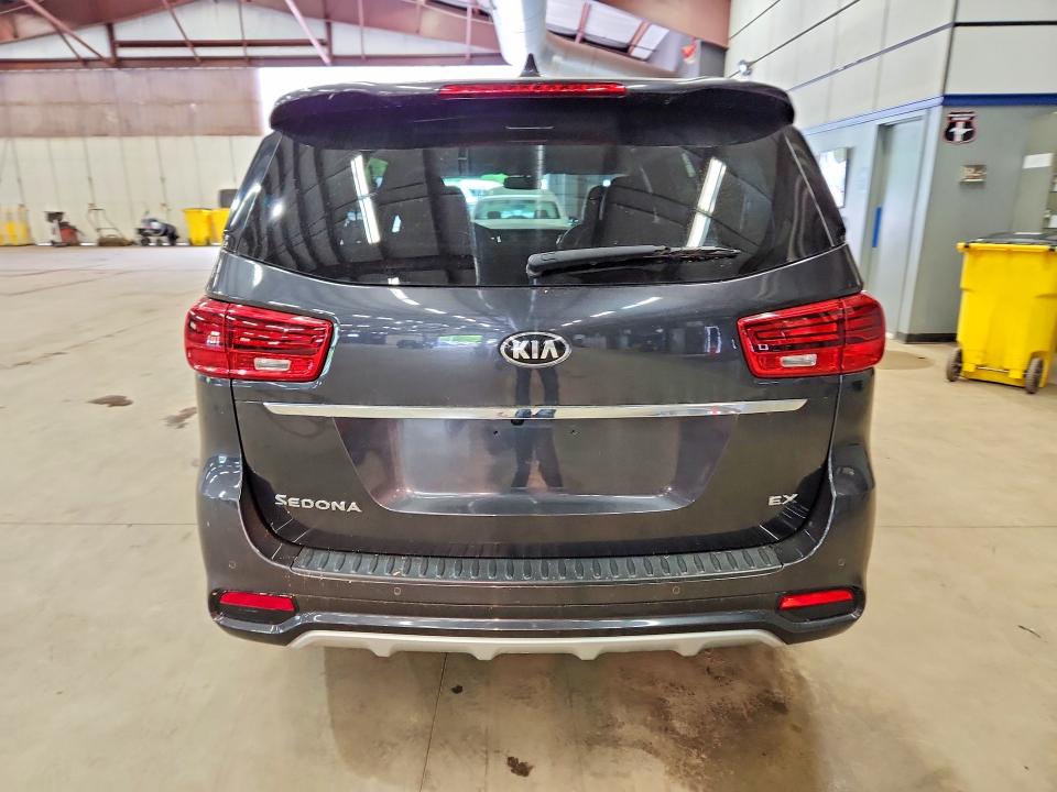 53817026 :رقم المزاد ، KNDMC5C13K6541070 vin ، 2019 Kia Sedona مزاد بيع