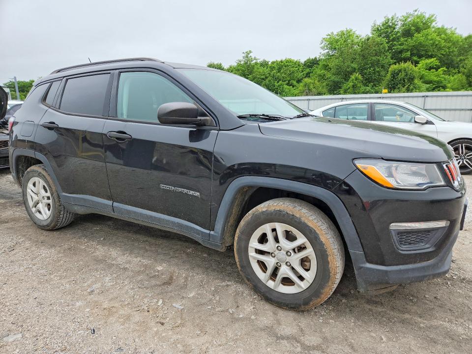 54258336 :رقم المزاد ، 3C4NJCAB3JT204185 vin ، 2018 Jeep Compass مزاد بيع
