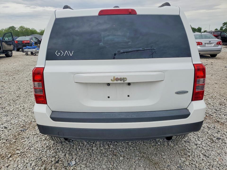 53982726 :رقم المزاد ، 1C4NJPFAXDD190853 vin ، 2013 Jeep Patriot مزاد بيع