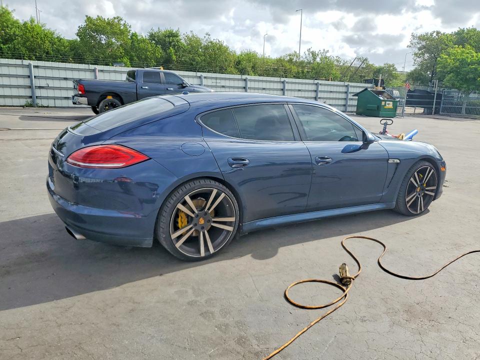 Auction sale of the 2011 Porsche Panamera, vin: WP0AA2A7XBL011680, lot number: 55193176