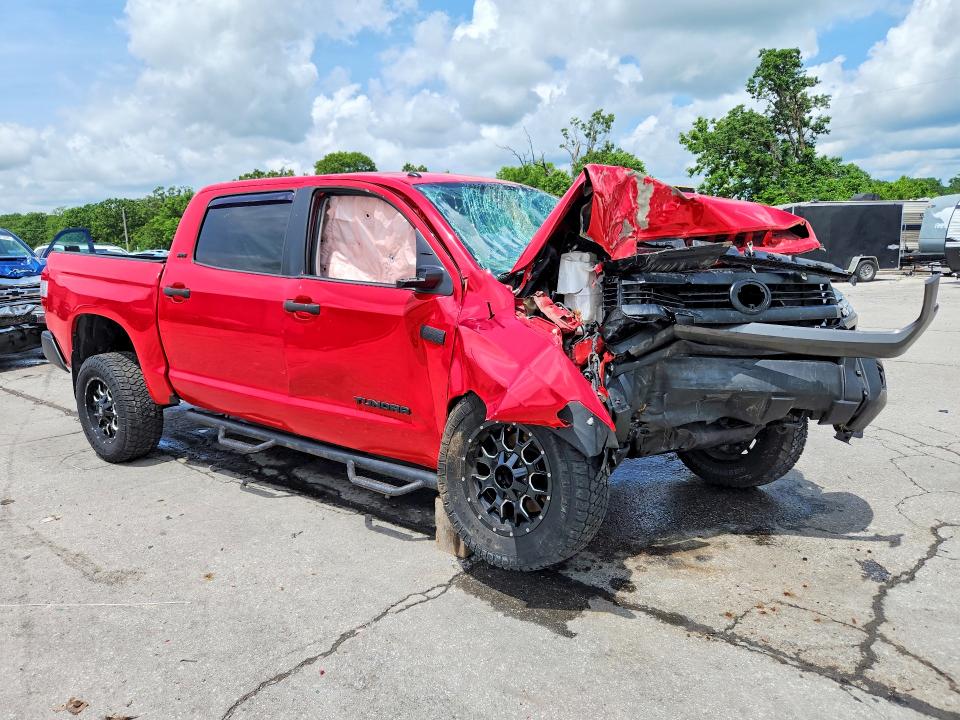Продаж на аукціоні авто 2016 Toyota Tundra, vin: 5TFDW5F15GX552060, номер лоту: 54755156
