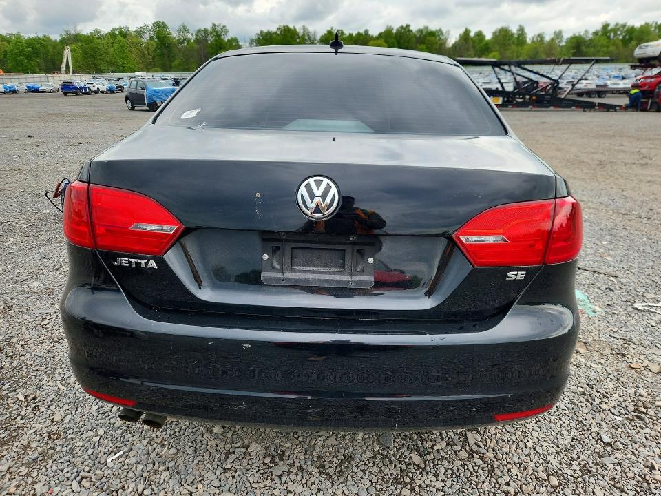 53602126 :رقم المزاد ، 3VWD17AJ3EM297491 vin ، 2014 Volkswagen Jetta مزاد بيع