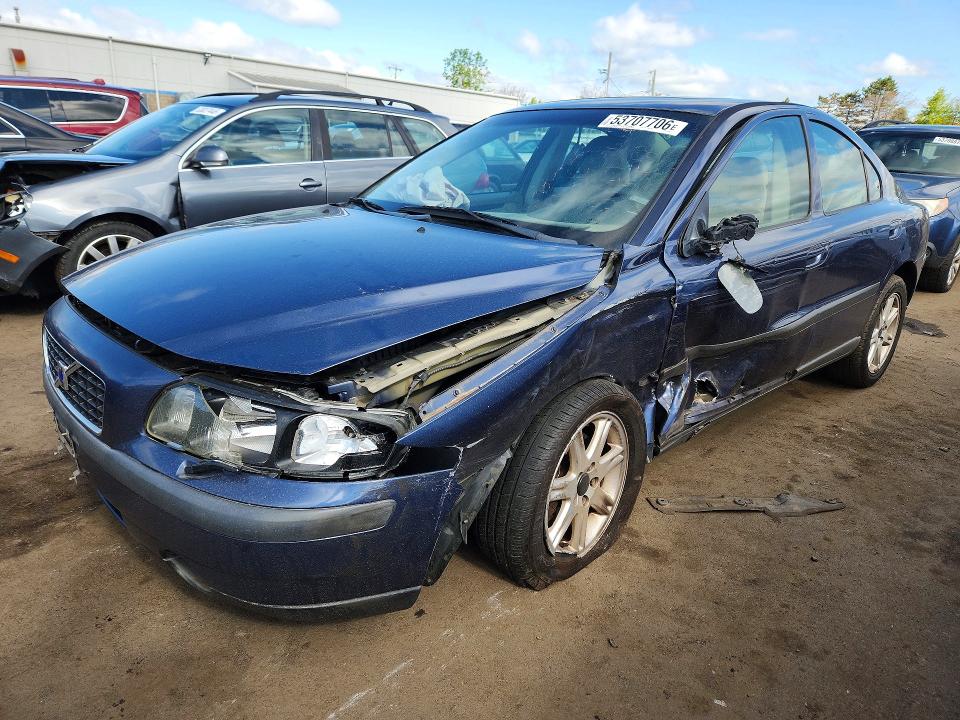 Продажа на аукционе авто 2001 Volvo S60, vin: YV1RS61N412010805, номер лота: 64336916