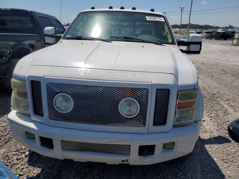 54258776 :رقم المزاد ، 1FTXW43R28EA32011 vin ، 2008 Ford F450 مزاد بيع
