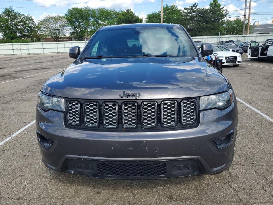 Продаж на аукціоні авто 2017 Jeep Grand Cherokee, vin: 1C4RJFAG8HC767706, номер лоту: 52906406
