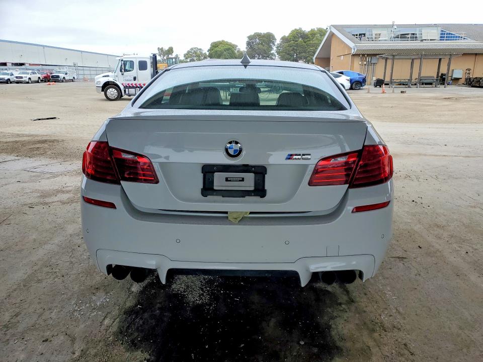 Продажа на аукционе авто 2015 Bmw M5, vin: WBSFV9C54FD594903, номер лота: 52880826