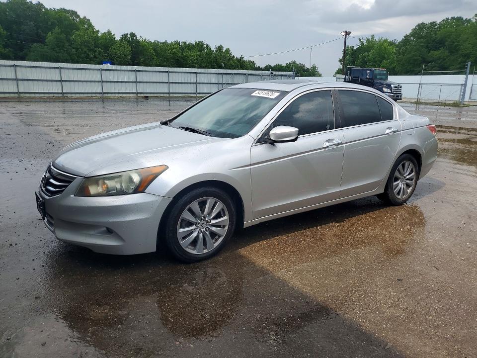 54519626 :رقم المزاد ، 1HGCP3F82BA030350 vin ، 2011 Honda Accord مزاد بيع