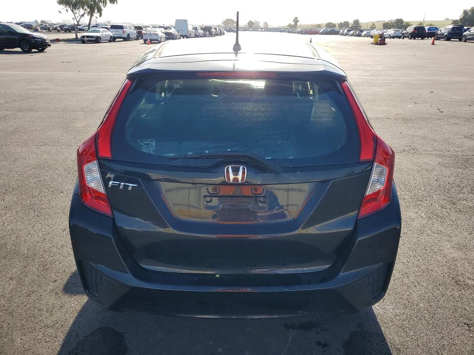 53203056 :رقم المزاد ، JHMGK5H50GX000246 vin ، 2016 Honda Fit مزاد بيع