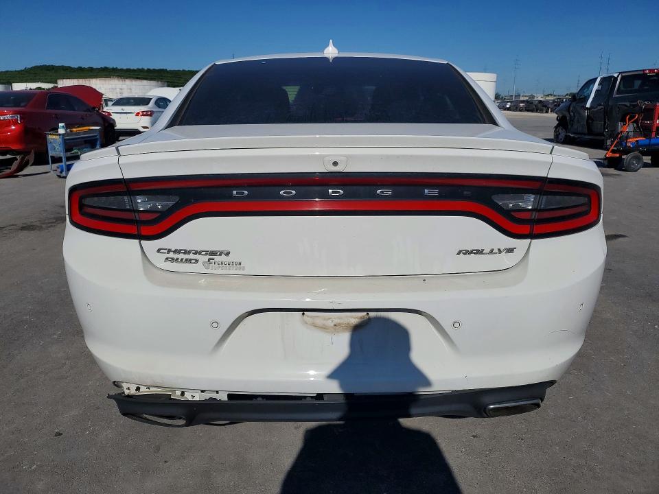 52100296 :رقم المزاد ، 2C3CDXJG8FH730205 vin ، 2015 Dodge Charger مزاد بيع