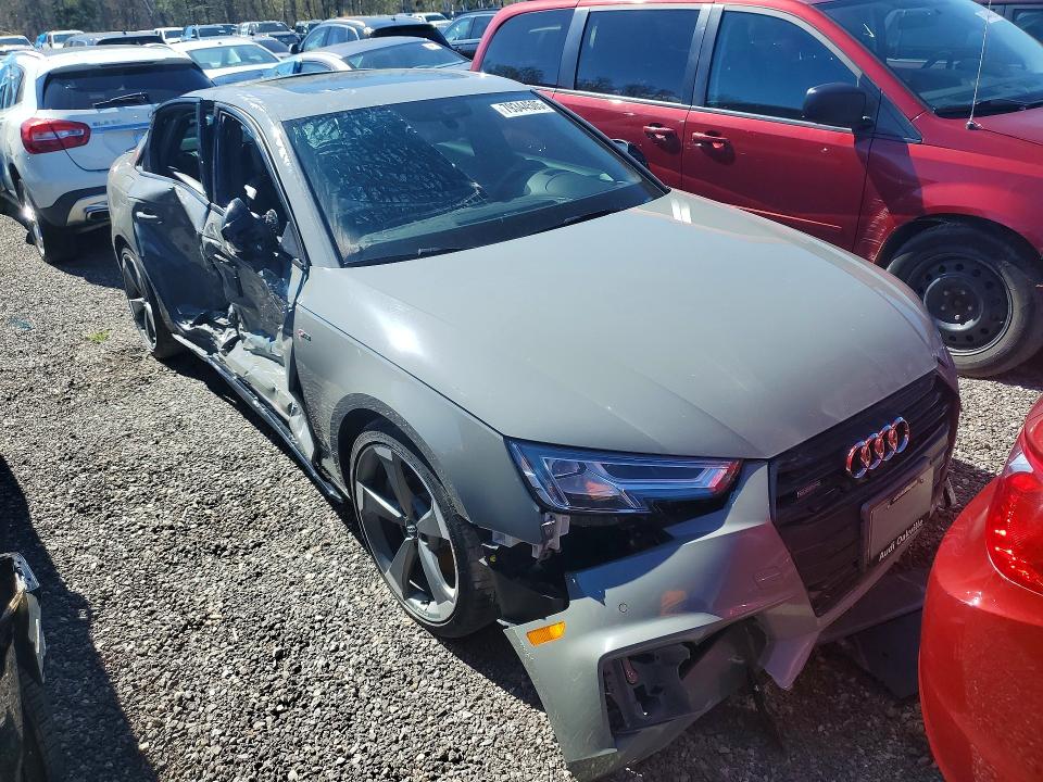 2018 Audi A4 მანქანა იყიდება აუქციონზე, vin: WAUENAF47JA032606, აუქციონის ნომერი: 79344505