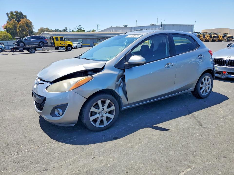 52719276 :رقم المزاد ، JM1DE1LY1C0140654 vin ، 2012 Mazda Mazda2 مزاد بيع