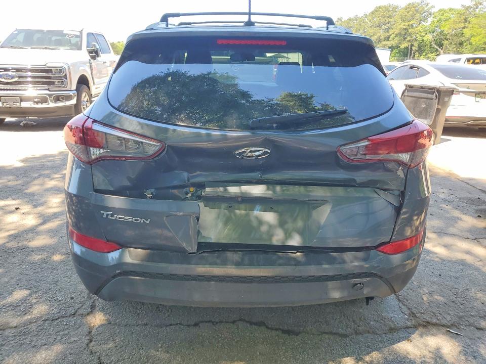 53656536 :رقم المزاد ، KM8J33A44HU450717 vin ، 2017 Hyundai Tucson مزاد بيع