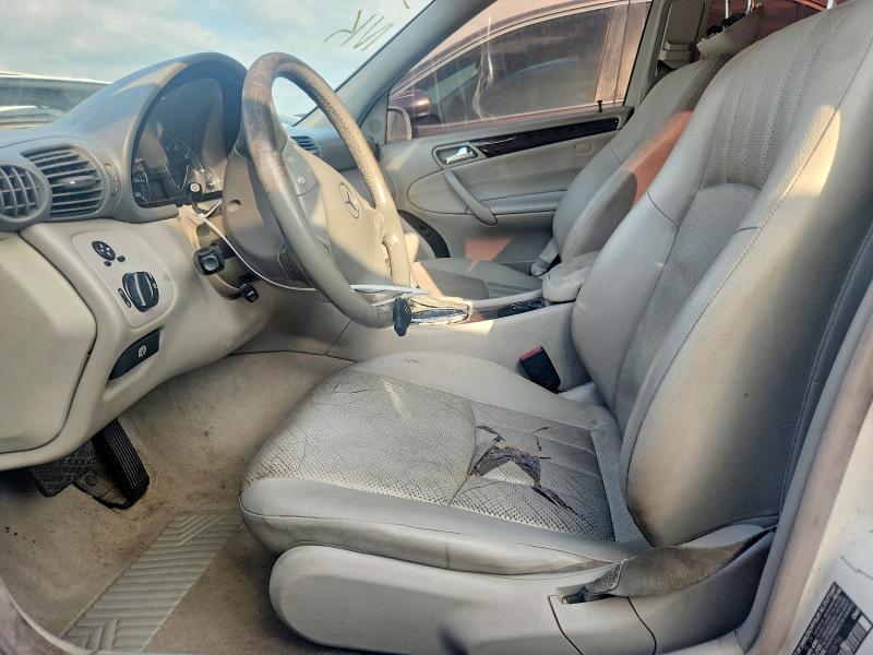 52773256 :رقم المزاد ، WDBRF61J05A728756 vin ، 2005 Mercedes-benz C مزاد بيع