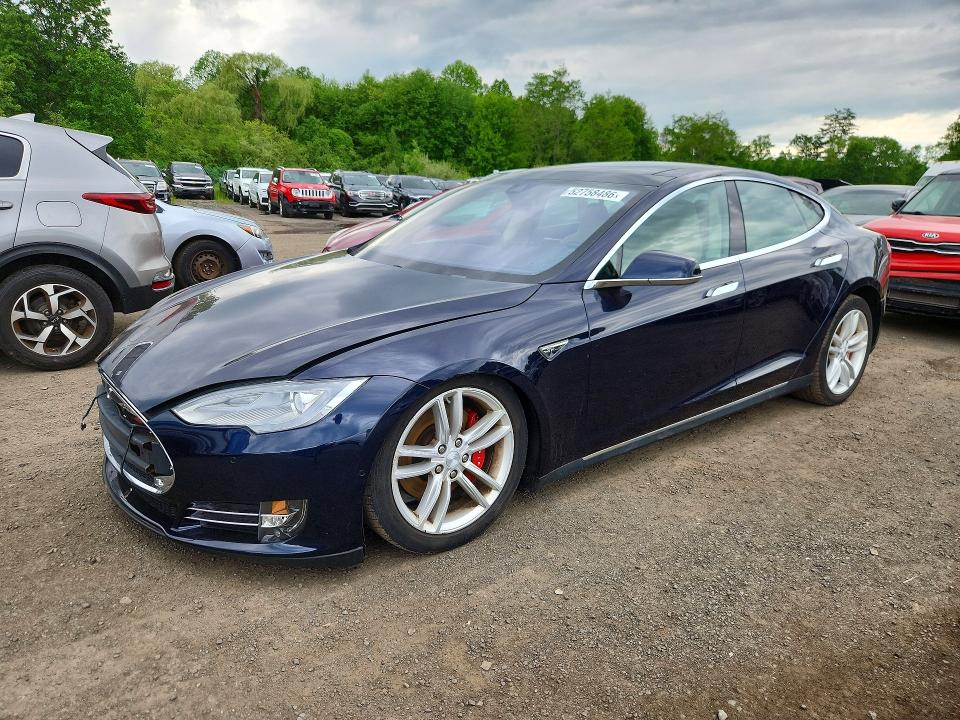 2014 Tesla Model S მანქანა იყიდება აუქციონზე, vin: 5YJSA1H22EFP66757, აუქციონის ნომერი: 52758486