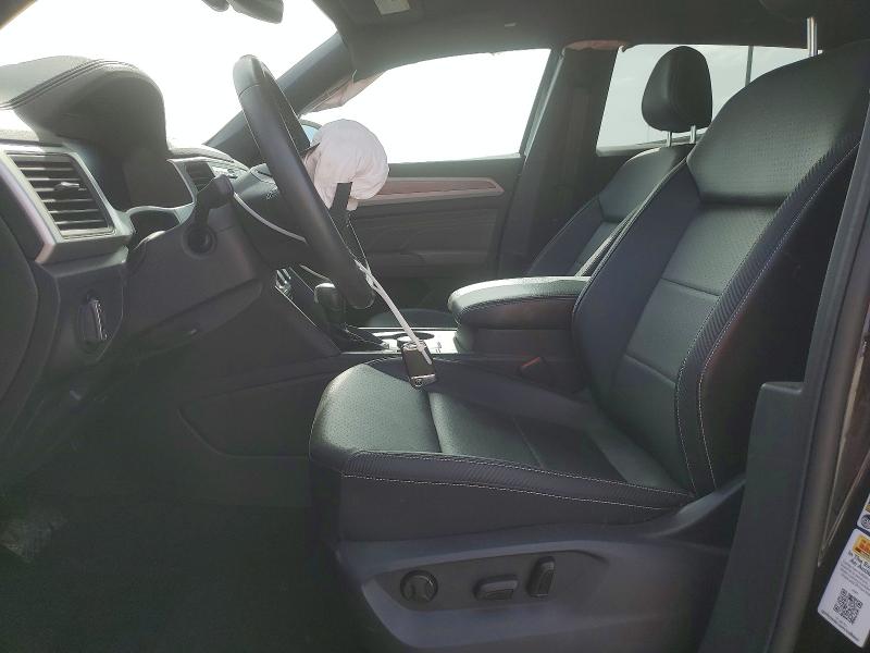 52626586 :رقم المزاد ، 1V2LC2CAXPC202369 vin ، 2023 Volkswagen Atlas Cross Sport مزاد بيع