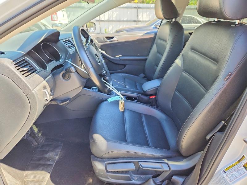 Продаж на аукціоні авто 2017 Volkswagen Jetta, vin: 3VWDB7AJ5HM230800, номер лоту: 52205896