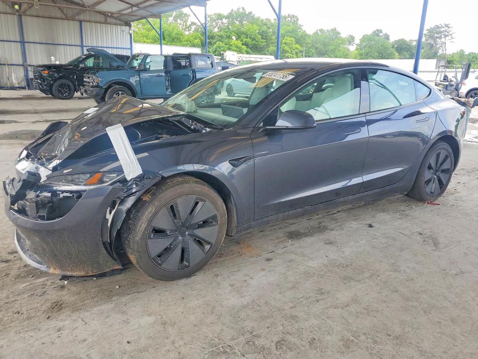 2025 Tesla Model 3 მანქანა იყიდება აუქციონზე, vin: 5YJ3E1EA0SF014782, აუქციონის ნომერი: 55241786