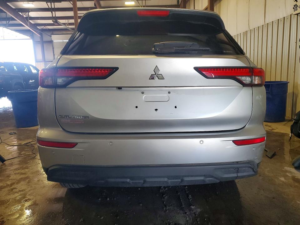 Продаж на аукціоні авто 2022 Mitsubishi Outlander, vin: JA4J4TA81NZ007941, номер лоту: 54459666