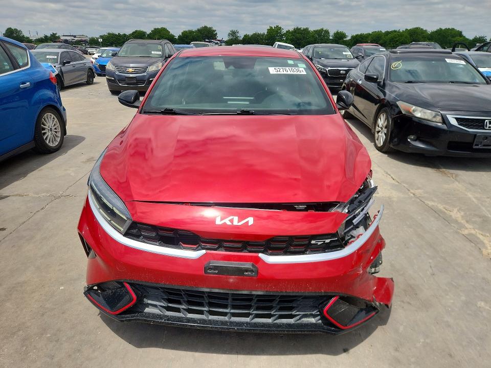2022 Kia Forte მანქანა იყიდება აუქციონზე, vin: 3KPF44AC8NE467115, აუქციონის ნომერი: 52761036