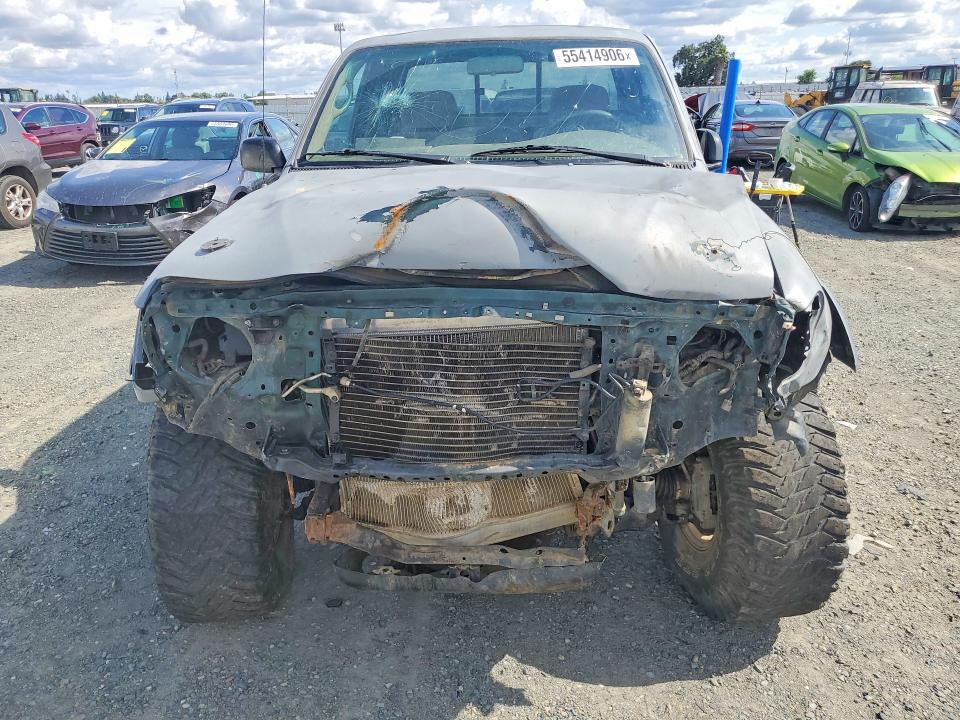 2001 Toyota Tacoma მანქანა იყიდება აუქციონზე, vin: 5TEWN72N11Z747282, აუქციონის ნომერი: 55414906