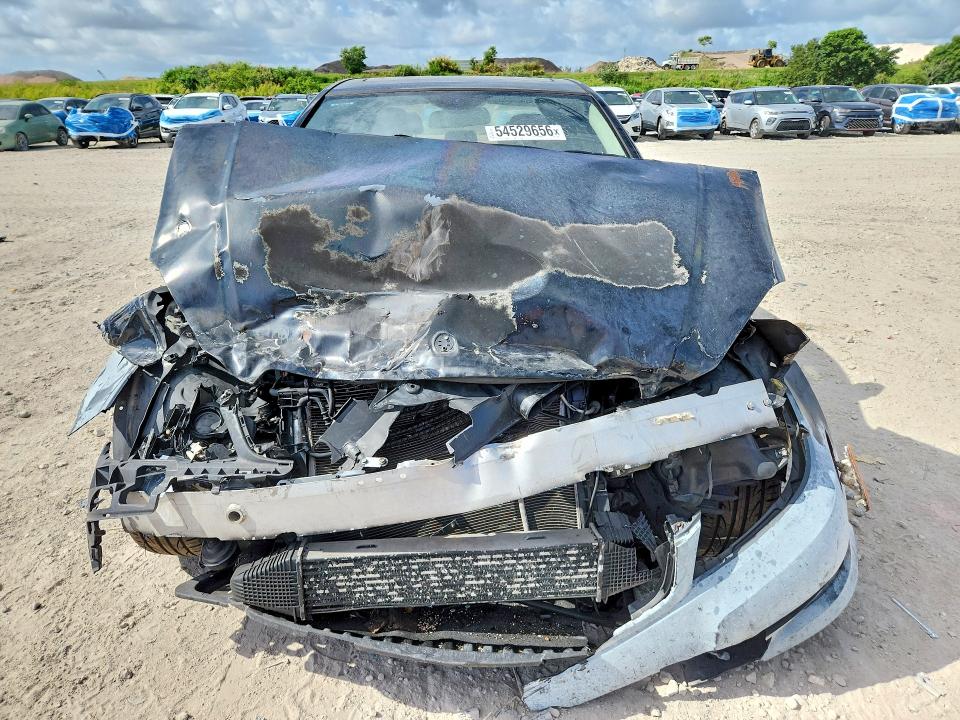 54529656 :رقم المزاد ، WDDGF4HBXEG233768 vin ، 2014 Mercedes-benz C مزاد بيع