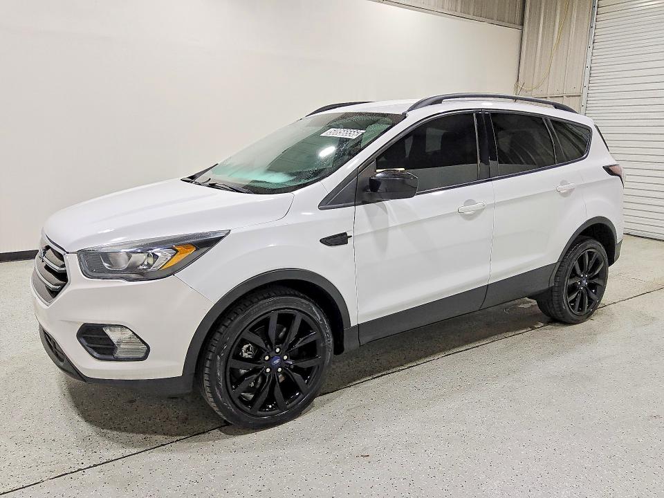Продажа на аукционе авто 2018 Ford Escape, vin: 1FMCU9GD2JUD25303, номер лота: 50856556