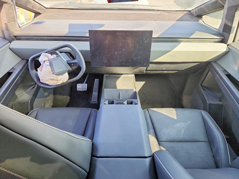 Продаж на аукціоні авто 2025 Tesla Cybertruck, vin: 7G2CEHED8SA073141, номер лоту: 52459736