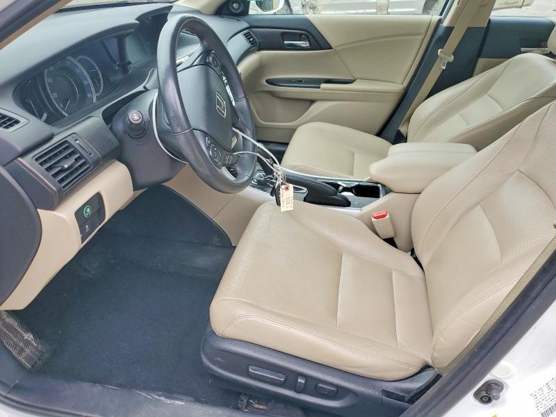 2015 Honda Accord მანქანა იყიდება აუქციონზე, vin: 1HGCR2F84FA129875, აუქციონის ნომერი: 51830416