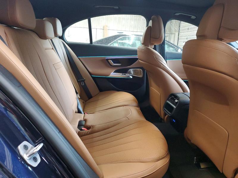 Продажа на аукционе авто 2025 Mercedes-benz E450, vin: W1KLF6BB4SA165758, номер лота: 54829756