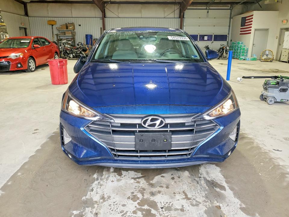 Продажа на аукционе авто 2019 Hyundai Elantra, vin: 5NPD84LF3KH411447, номер лота: 54529956
