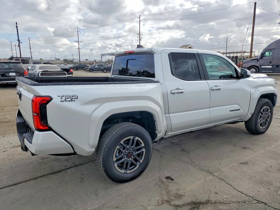 54547046 :رقم المزاد ، 3TYLB5JN7ST095269 vin ، 2025 Toyota Tacoma مزاد بيع