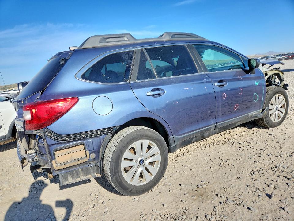 2017 Subaru Outback მანქანა იყიდება აუქციონზე, vin: 4S4BSAFC7H3327012, აუქციონის ნომერი: 52222686
