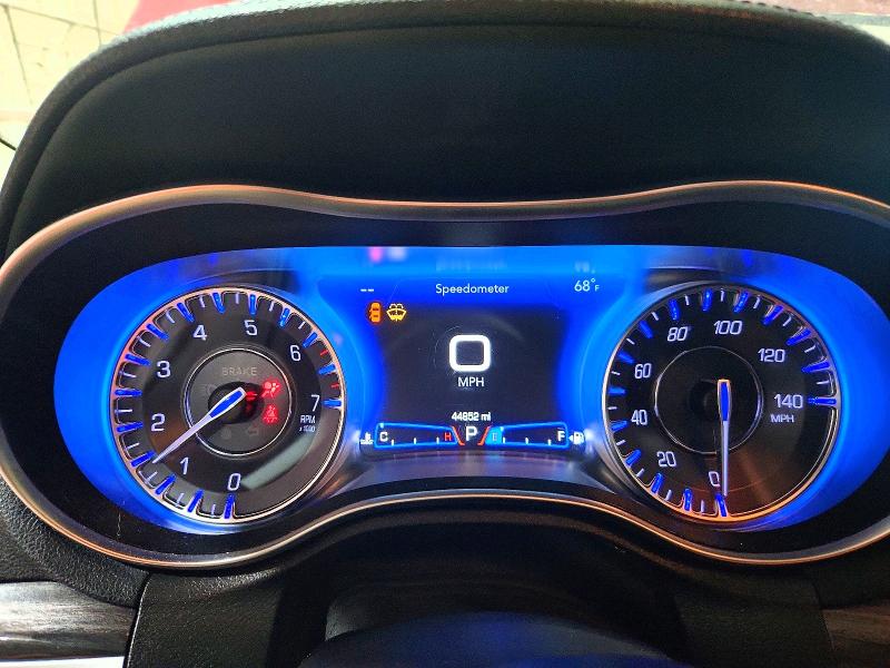 54547296 :رقم المزاد ، 2C3CCAAGXKH593519 vin ، 2019 Chrysler 300 مزاد بيع
