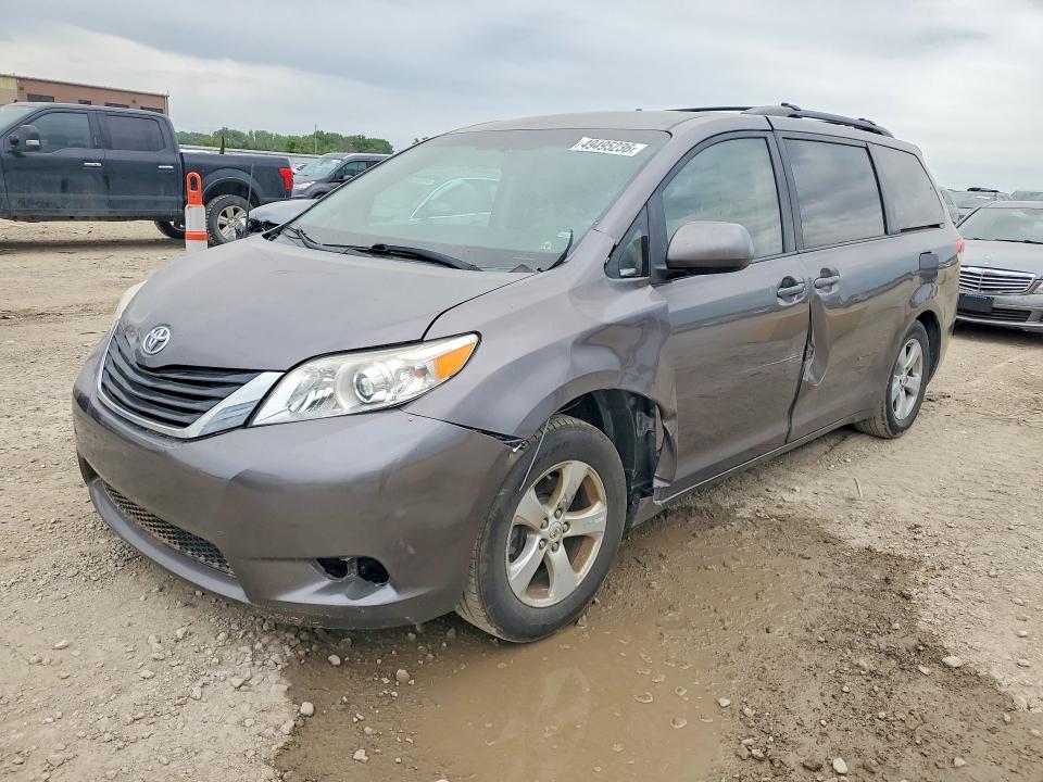Auction sale of the 2011 Toyota Sienna, vin: 5TDKK3DC1BS003045, lot number: 49495236